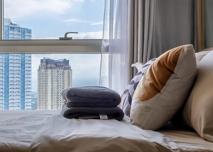 Aparthotel Spacious Unit In Greenfield Mandaluyong With Netflix, Workspace & Washing Machine