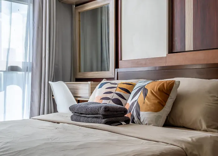 Spacious Unit In Greenfield Mandaluyong With Netflix, Workspace & Washing Machine Aparthotel *